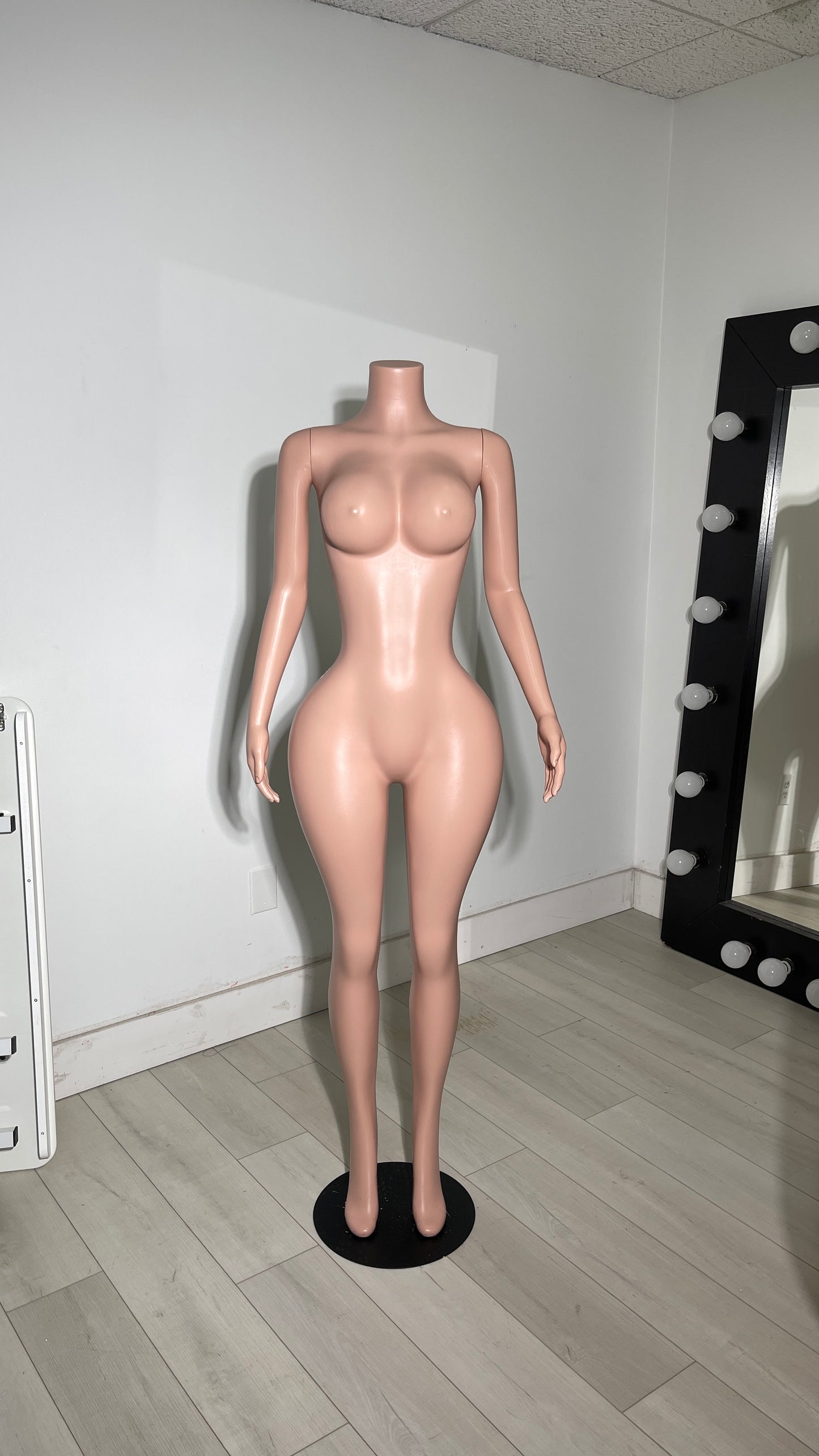 BBL Mannequin